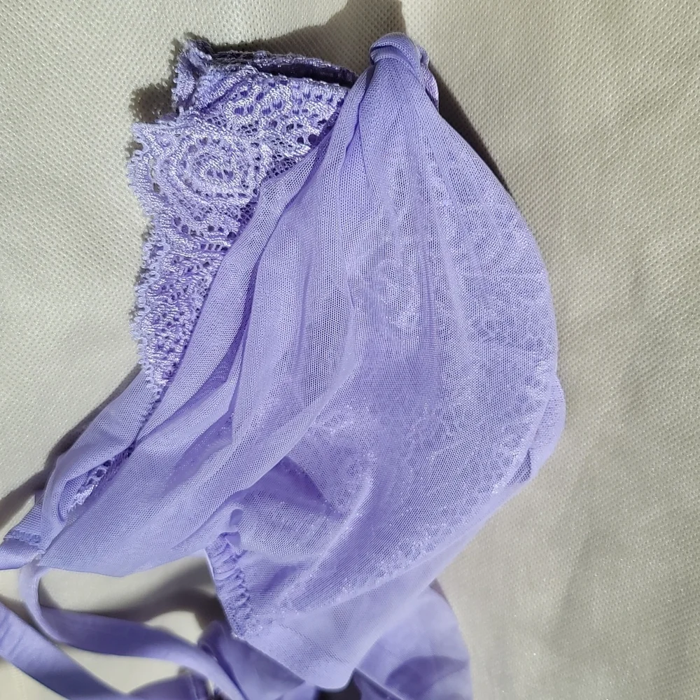 NEW VS LILAC LACY SHEER BRA  36C - Picture 7 of 7